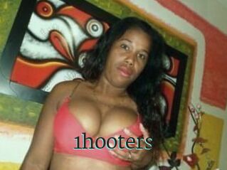 1hooters