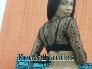 Kendall_smilex
