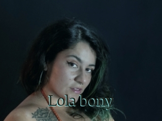 Lola_bony