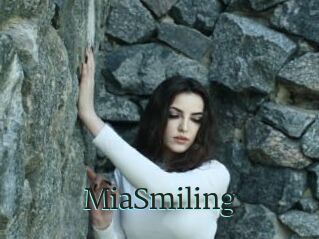 MiaSmiling