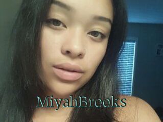 Miyah_Brooks