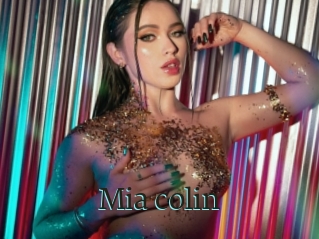 Mia_colin