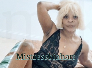 Mistressbiahart